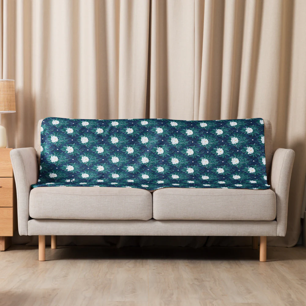 The White Lotus Pattern Sherpa Blanket - Image 5